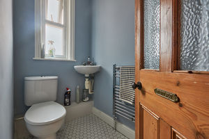 Cloakroom- click for photo gallery